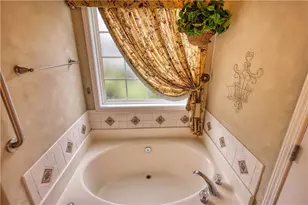 1127 Bradford Park Dr, Auburn, GA 30011 - Photo 48