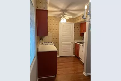 100 Biscayne Drive NW #D7, Atlanta, GA 30309 - Photo 10