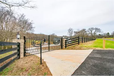 161 Hensley Lane, Hoschton, GA 30548 - Photo 2