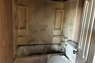 606 E Wall Street E, Griffin, GA 30223 - Photo 8