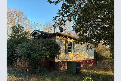 606 E Wall Street E, Griffin, GA 30223 - Photo 2