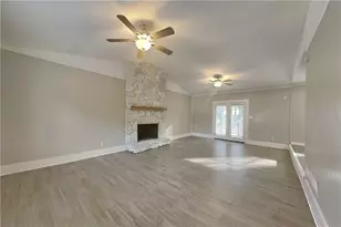 3070 Karen Ln, Marietta, GA 30062 - Photo 2