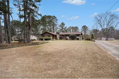 722 Mundys Mill Road, Jonesboro, GA 30238 - Photo 2