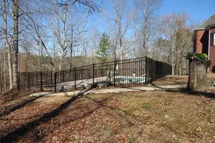 240 W Miles Rd, Carrollton, GA 30116 - Photo 8