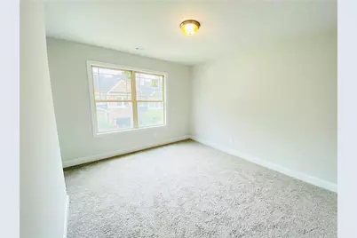 1095 North Village Drive, Decatur, GA 30032 - Photo 14