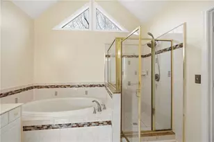 220 Ridge Bluff Ln, Suwanee, GA 30024 - Photo 22