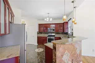 220 Ridge Bluff Ln, Suwanee, GA 30024 - Photo 16