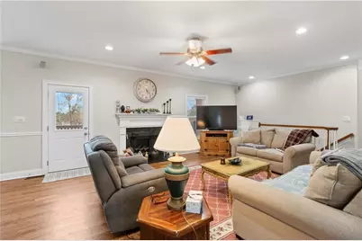 2984 Berry Road, Loganville, GA 30052 - Photo 18