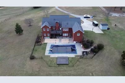 2984 Berry Road, Loganville, GA 30052 - Photo 10