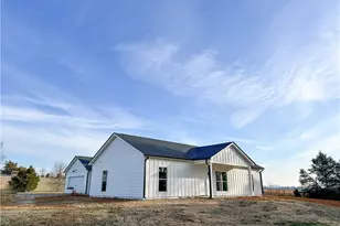 37 Jackson Rd, Taylorsville, GA 30178 - Photo 2