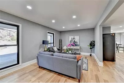 1900 Mornington Lane, Snellville, GA 30078 - Photo 2