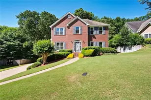 821 Soaring Dr NE, Marietta, GA 30062 - Photo 2