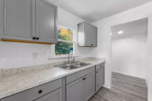 803 Crestwood Terrace, Warner Robins, GA 31088 - Photo 12