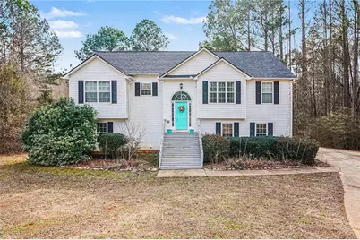 240 Grove Pointe Drive, Locust Grove, GA 30248 - Photo 2