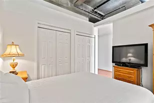 6105 Blue Stone Rd, Atlanta, GA 30328 - Photo 10