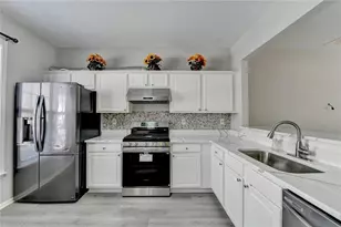 4061 Howell Park Rd, Duluth, GA 30096 - Photo 4