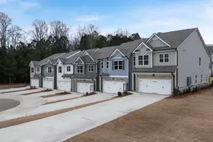 6656 Parsons St, Flowery Branch, GA 30542 - Photo 2