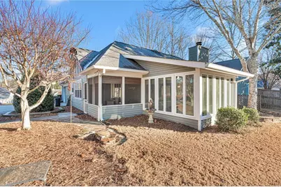 2340 Emerald Drive, Loganville, GA 30052 - Photo 8