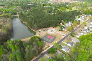 2340 Emerald Dr, Loganville, GA 30052 - Photo 44