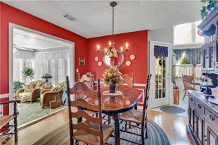 2340 Emerald Dr, Loganville, GA 30052 - Photo 16