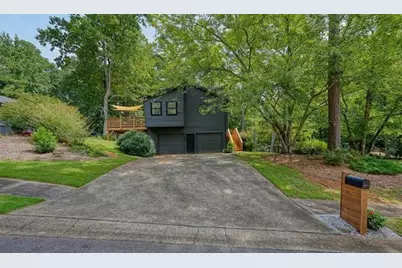 2677 Forest Way NE, Marietta, GA 30066 - Photo 40