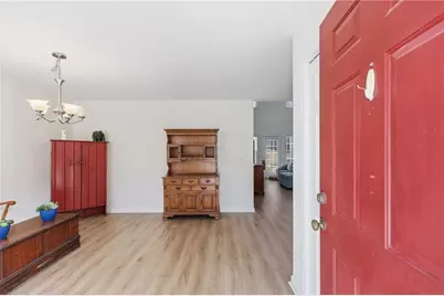 1195 Riverside Terrace, Gainesville, GA 30501 - Photo 4