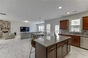 6438 Hickory Branch Dr, Hoschton, GA 30548 - Photo 14