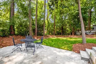 2563 Beverly Hills Dr, Chamblee, GA 30341 - Photo 30