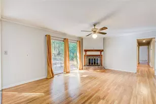 859 Candy Ln, Marietta, GA 30068 - Photo 16