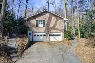 859 Candy Lane, Marietta, GA 30068 - Photo 2