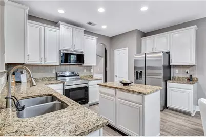 1141 SE Carillon Dr, Conyers, GA 30013 - Photo 12