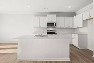 6668 Parsons St, Flowery Branch, GA 30542 - Photo 4