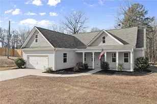 195 Cedar Dr, Pendergrass, GA 30567 - Photo 2