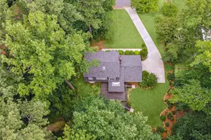 3675 Toxaway Ct, Atlanta, GA 30341 - Photo 38