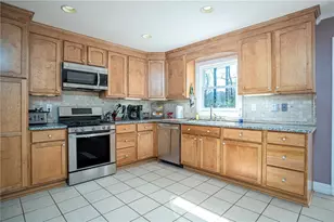 1627 Red Fox Run SW, Lilburn, GA 30047 - Photo 12