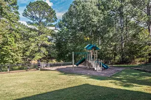 1627 Red Fox Run SW, Lilburn, GA 30047 - Photo 40