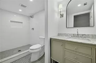 2914 Rockingham Dr, Atlanta, GA 30327 - Photo 54