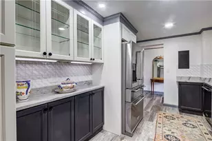 2637 Peachtree Rd NE, Atlanta, GA 30305 - Photo 14