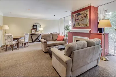 2637 Peachtree Road NE #111, Atlanta, GA 30305 - Photo 2