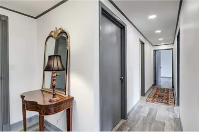 2637 Peachtree Road NE #111, Atlanta, GA 30305 - Photo 18