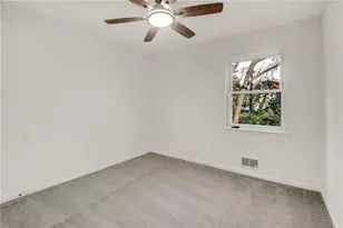 6470 Meadowlark Dr, Riverdale, GA 30296 - Photo 20