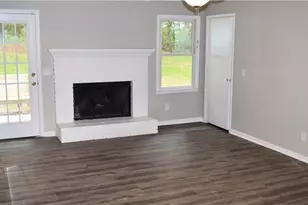215 Lori Ln, Canton, GA 30114 - Photo 10