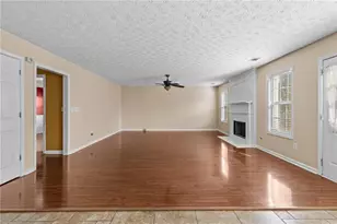 2760 Rusticwood Dr, Snellville, GA 30078 - Photo 14