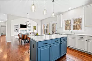 12940 Meridian Crossing, Alpharetta, GA 30005 - Photo 12