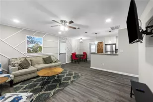 2062 Mulkey Rd SW, Marietta, GA 30008 - Photo 4