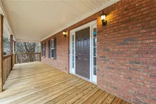 70 Clover Valley Dr, Covington, GA 30016 - Photo 4