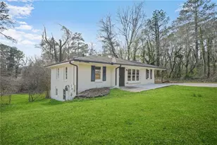 2703 Flagstone Dr, Atlanta, GA 30316 - Photo 2