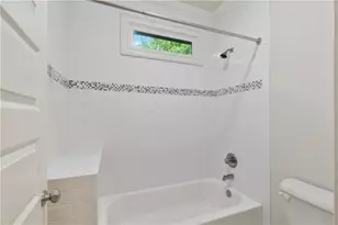 211 W Hill St, Decatur, GA 30030 - Photo 28