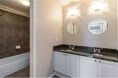 1529 Gilstrap Lane NW, Atlanta, GA 30318 - Photo 20