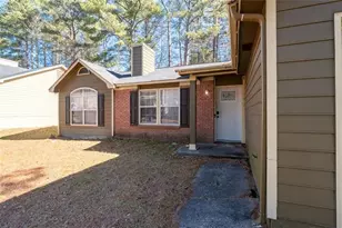 6340 Emerald Pointe Cir, Atlanta, GA 30349 - Photo 2